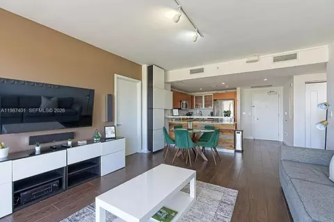 3250 NE 1st Ave #1006, Miami, FL 33137