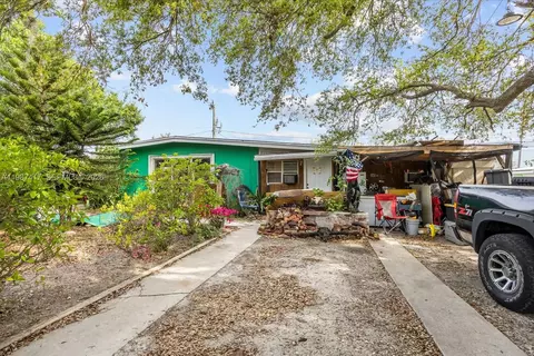 114 SW 21st St SW, Vero Beach, FL 32962