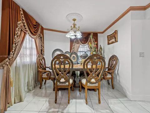 Dining - 871 SE 5th Pl, Hialeah, FL 33010 photo 2 of 2