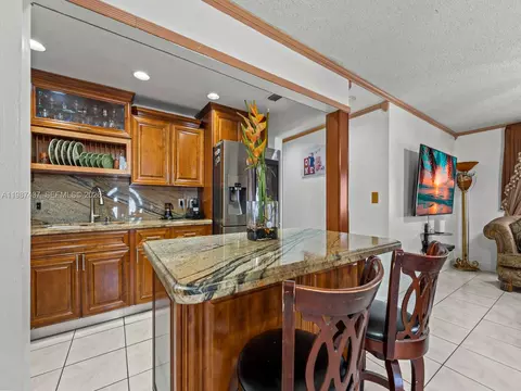Kitchen - 871 SE 5th Pl, Hialeah, FL 33010 photo 1 of 3