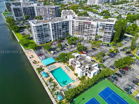 Undisclosed, Hallandale Beach, FL 33009