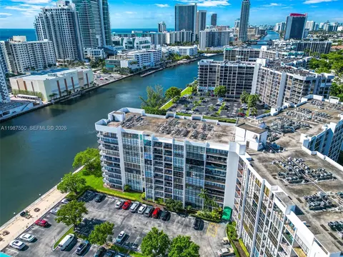 Undisclosed, Hallandale Beach, FL 33009