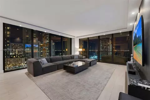 460 NE 28th St #1601, Miami, FL 33137