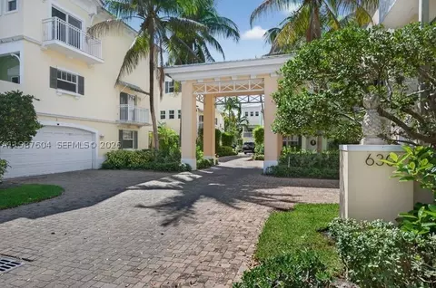 630 SE 15th St #5, Fort Lauderdale, FL 33316