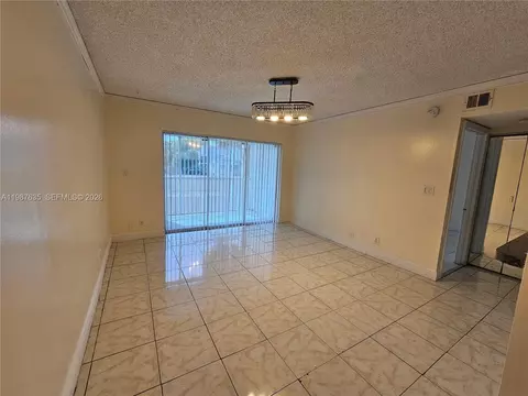 5686 Rock Island Rd #126, Tamarac, FL 33319