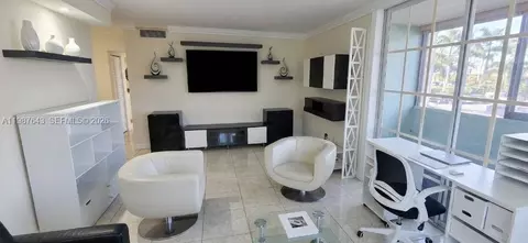 5055 NW 7th St #206, Miami, FL 33126