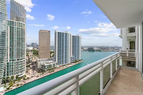 901 Brickell Key Blvd #2804, Miami, FL 33131