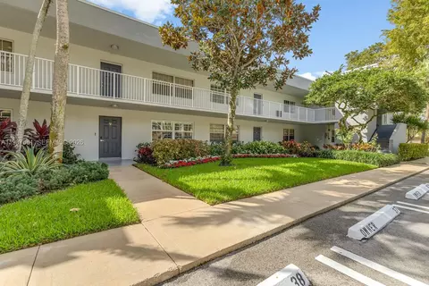 4280 Oaks Ter #102, Pompano Beach, FL 33069