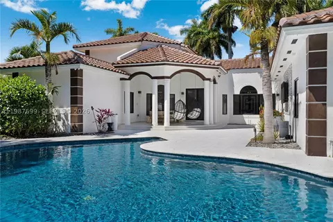 16255 SW 82nd Ave, Palmetto Bay, FL 33157