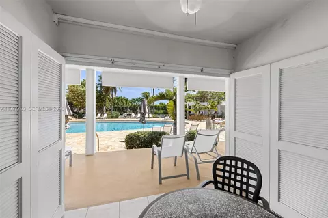 5055 Collins Ave #CAB14, Miami Beach, FL 33140