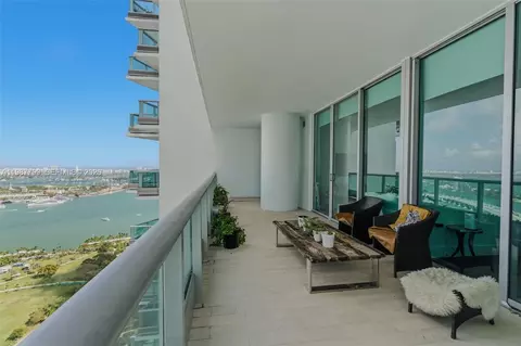 900 Biscayne Blvd #4308, Miami, FL 33132