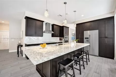 484 Cambridge Dr, Weston, FL 33326