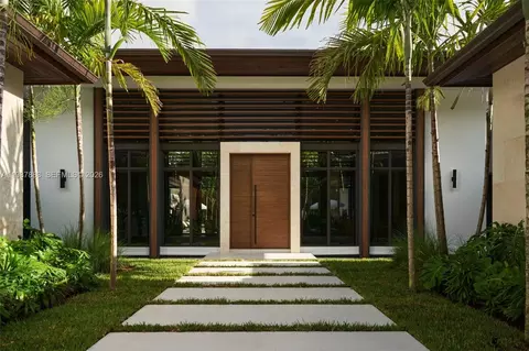 Other - 6371 SW 107th St, Pinecrest, FL 33156 photo 2 of 21