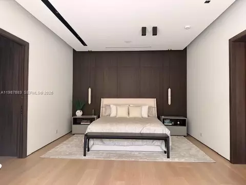 Bedroom - 6371 SW 107th St, Pinecrest, FL 33156 photo 1 of 7