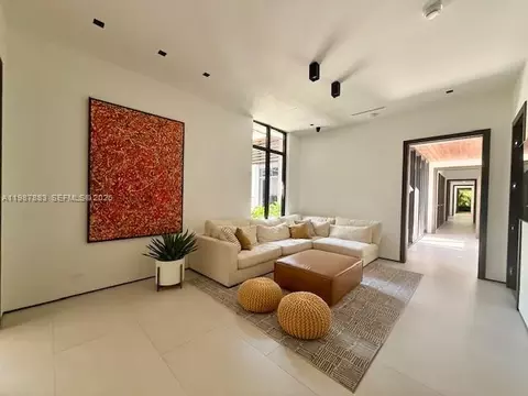 Entry Way - 6371 SW 107th St, Pinecrest, FL 33156 photo 3 of 5