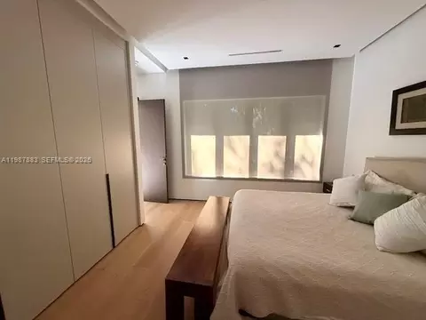 Bedroom - 6371 SW 107th St, Pinecrest, FL 33156 photo 6 of 7