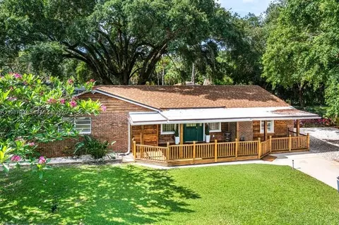 4556 Woodmere Ln, Lake Worth, FL 33463