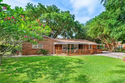 4556 Woodmere Ln, Lake Worth, FL 33463