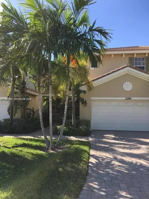 5065 Dulce Ct, Palm Beach Gardens, FL 33418