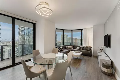 801 S Miami Ave #3509, Miami, FL 33130
