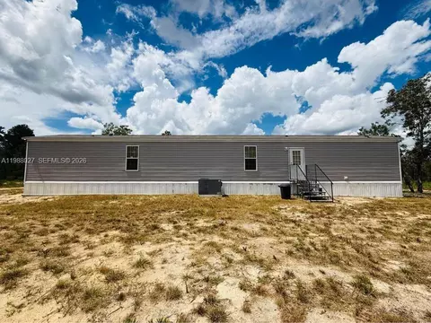 334 Oak Crest Dr, Interlachen, FL 32148 photo 5