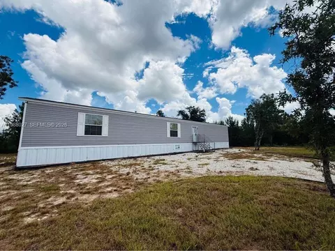 334 Oak Crest Dr, Interlachen, FL 32148 photo 2