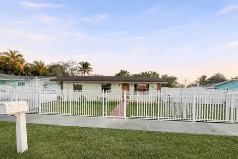 14474 SW 293rd Ter, Homestead, FL 33033