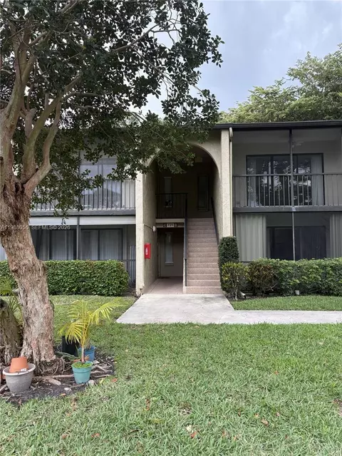 721 Sunny Pine Way #C2, Greenacres, FL 33415