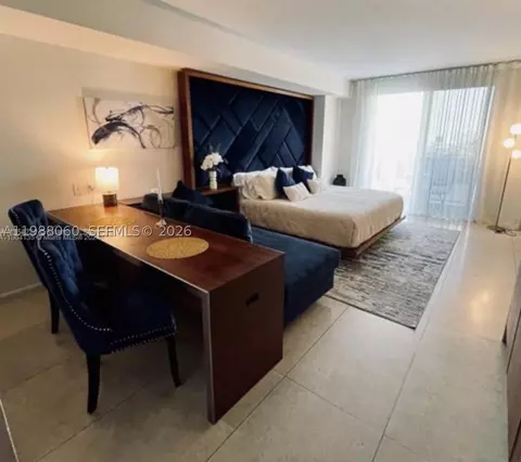 50 Biscayne Blvd #607, Miami, FL 33132