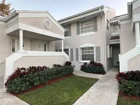 2243 SE 27th Dr #103-D, Homestead, FL 33035