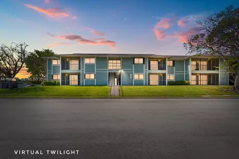 19800 SW 103rd Ct #106, Cutler Bay, FL 33157