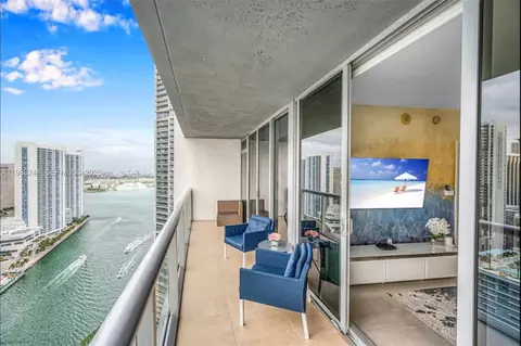 485 Brickell Ave #3203, Miami, FL 33131