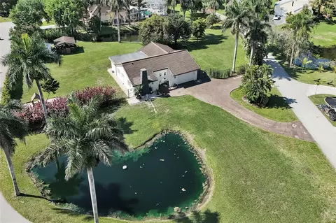 4701 SW 110th Ave, Davie, FL 33328
