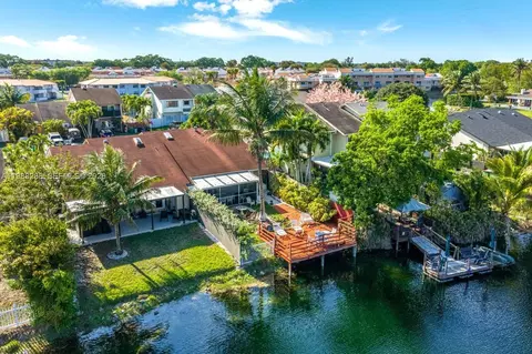 7821 SW 148th Ave #2, Miami, FL 33193