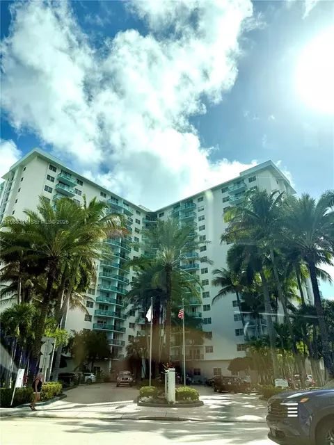 3901 S Ocean Dr #5W, Hollywood, FL 33019