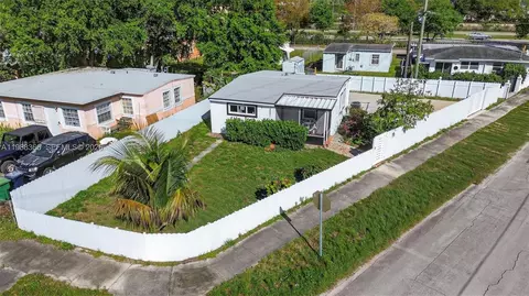 2001 Rutland St, Opa Locka, FL 33054