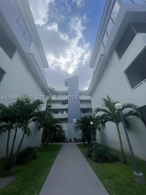 8215 SW 152nd Ave #G-418, Miami, FL 33193