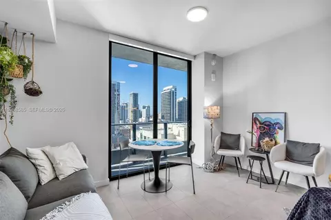 121 NE 5th St #2304, Miami, FL 33132