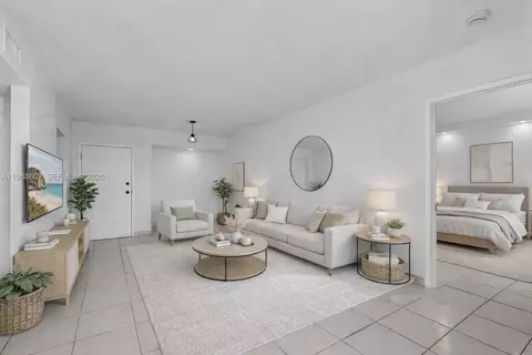 8320 NW 8th St #2-414, Miami, FL 33126