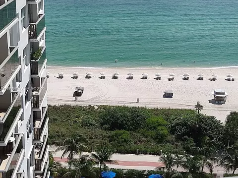6039 Collins Ave #1710, Miami Beach, FL 33140