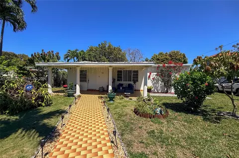 9971 SW 41st Ter, Miami, FL 33165