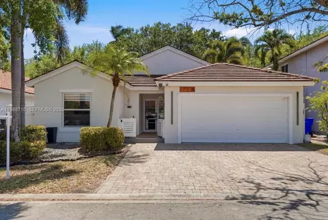 3464 SW 51st St, Fort Lauderdale, FL 33312