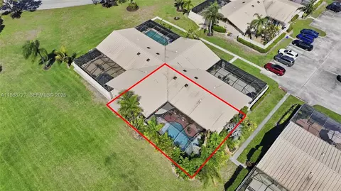 5644 Eagle Lake Dr, Palm Beach Gardens, FL 33418