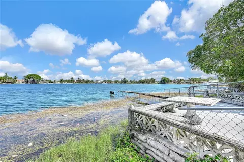 View/Area - 6325 W 12th Ave, Hialeah, FL 33012 photo 9 of 9