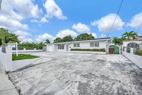 Exterior - 6325 W 12th Ave, Hialeah, FL 33012 photo 1 of 10