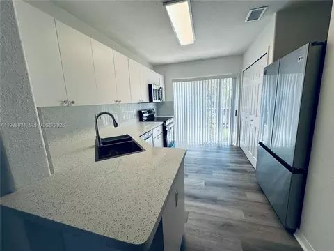 5705 NW 109th Ave #50, Doral, FL 33178