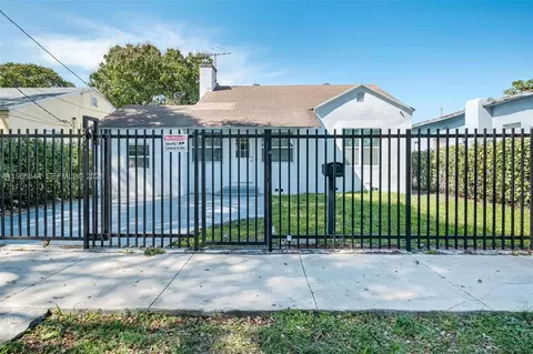 529 NW 42nd St, Miami, FL 33127