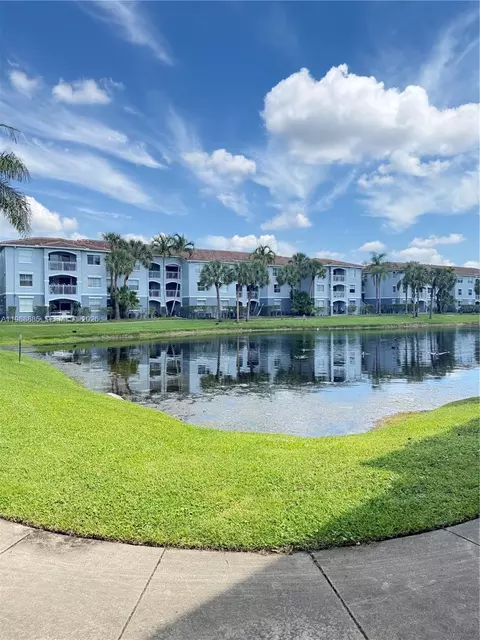 165 NW 96th Ter #3-308, Pembroke Pines, FL 33024