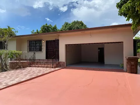 190 W 51st St, Hialeah, FL 33012