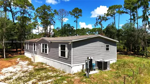 881 Woodland Blvd, Clewiston, FL 33440